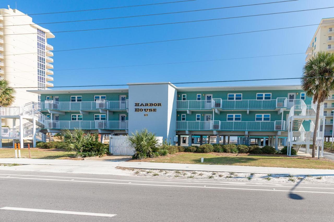 Harbor House B19