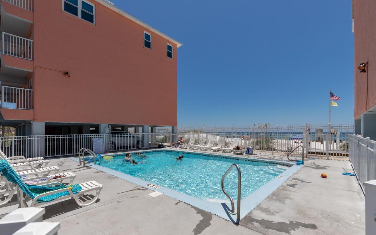 Harbor House B19 Apartment