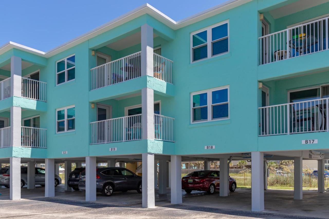 Apartment Harbor House B19