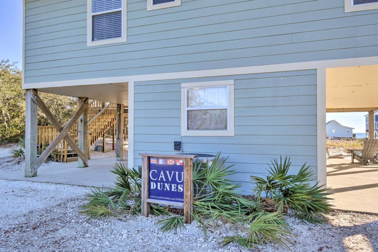 With Large Porch - Walk To Holiday home