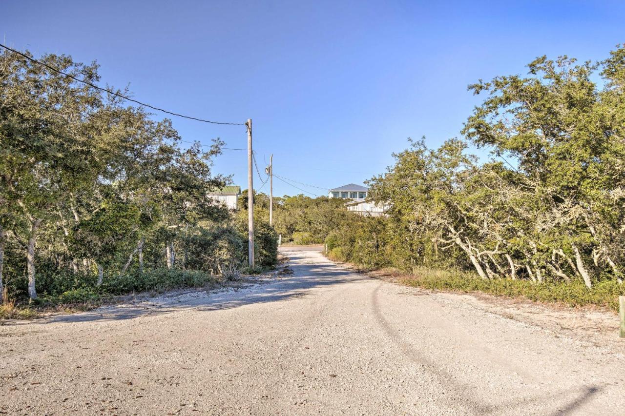 With Large Porch - Walk To Holiday home *