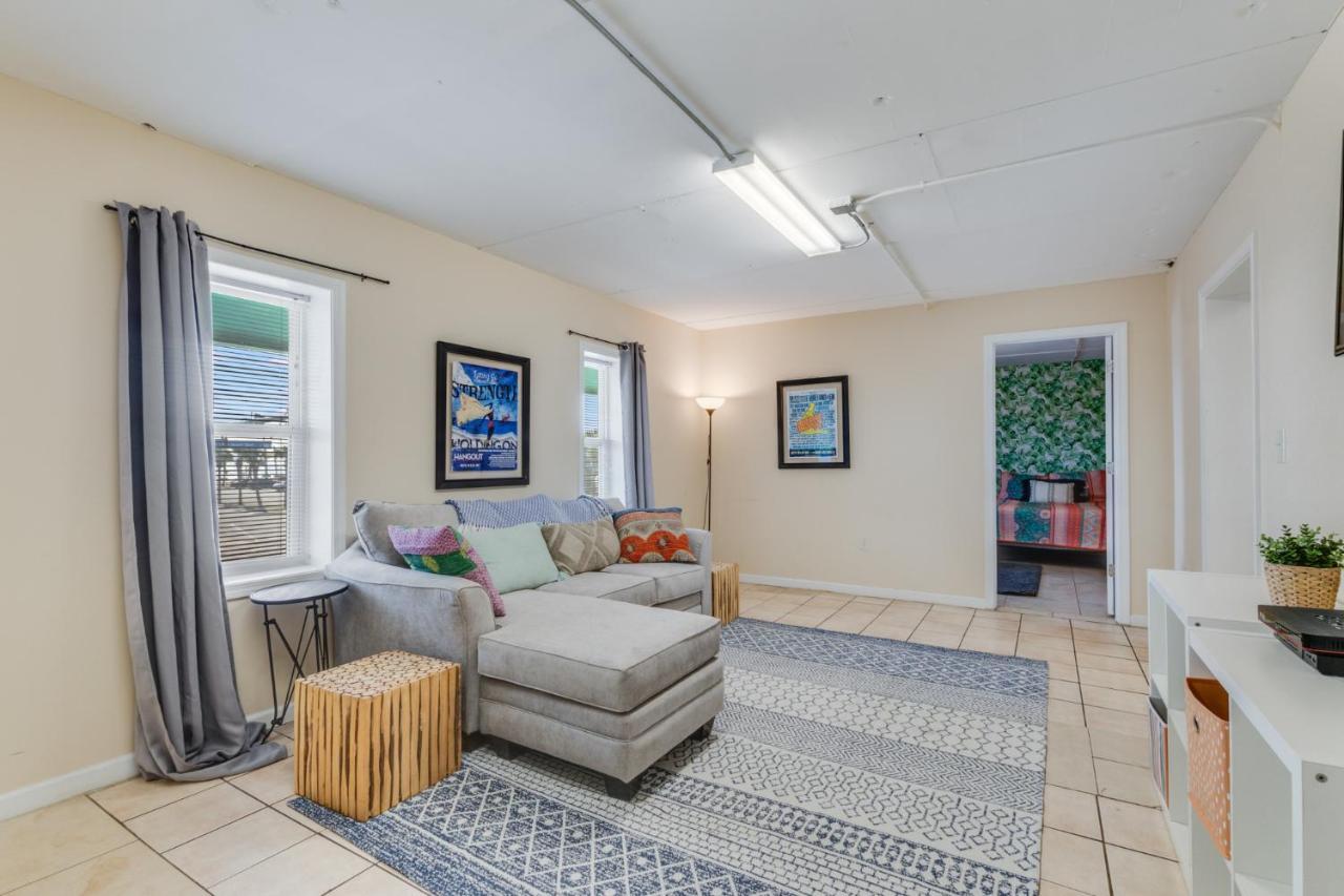Budget Friendly In The Heart Of Gulf Shores! Gulf Shores