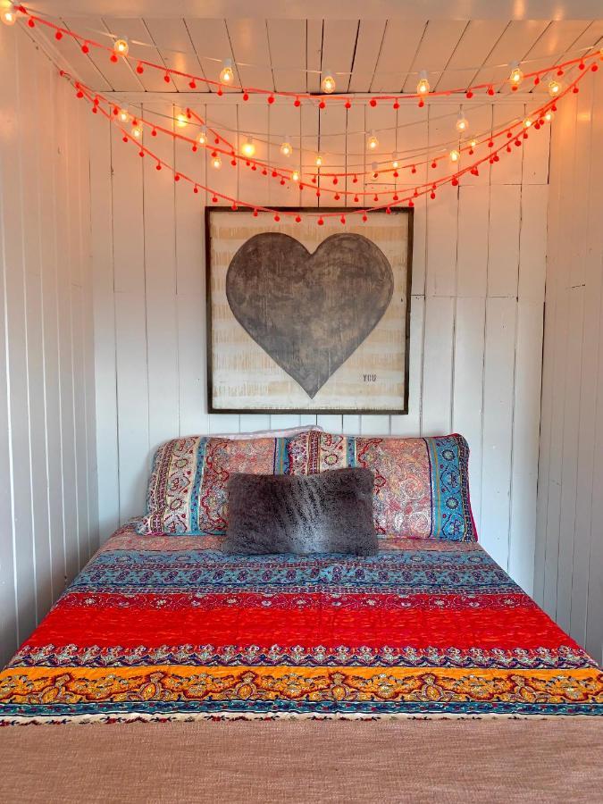 Budget Friendly Within Walking Distance To The Beach! Holiday home