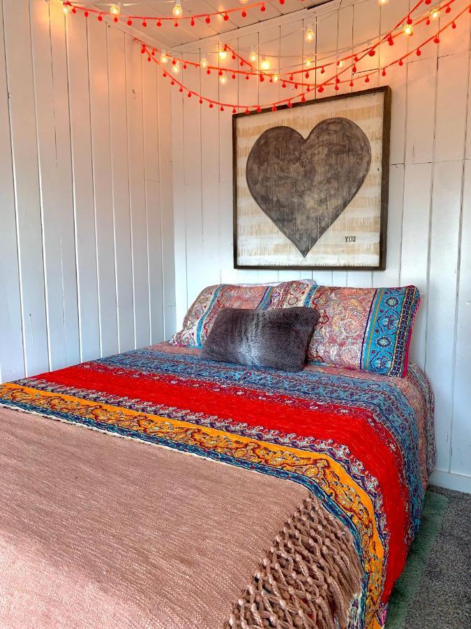 Budget Friendly Within Walking Distance To The Beach!