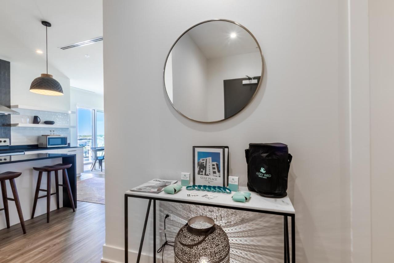 Elegant 4 Bedroom Luxury With Rooftop Pool Next To The Hangout Holiday home