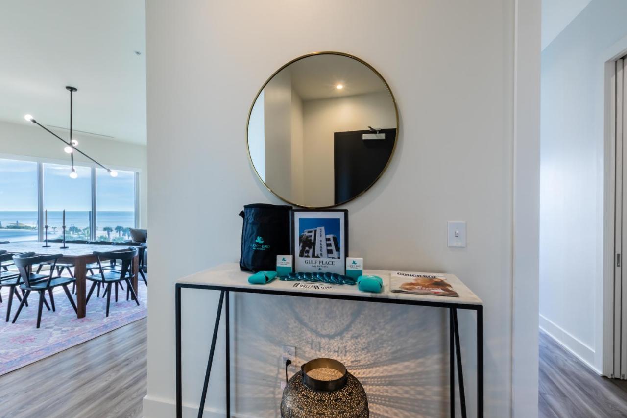 Luxury 4 Bedroom Gulf View Condo, Rooftop Pool, Right Next To The Hangout! Holiday home Gulf Shores