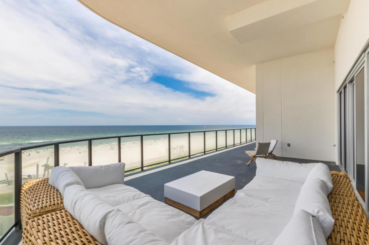 Elegant 6 Bedroom With And Views, 2 Large Balconies, Next To The Hangout! Gulf Shores