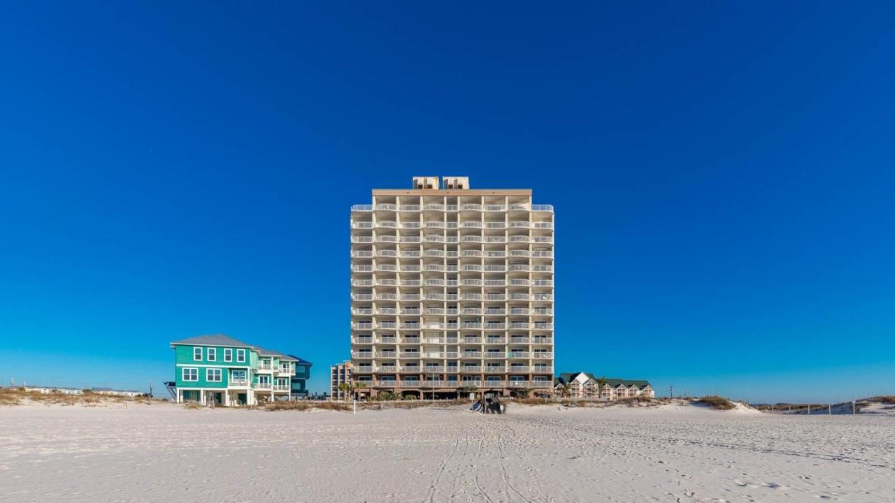 Royal Palms 708