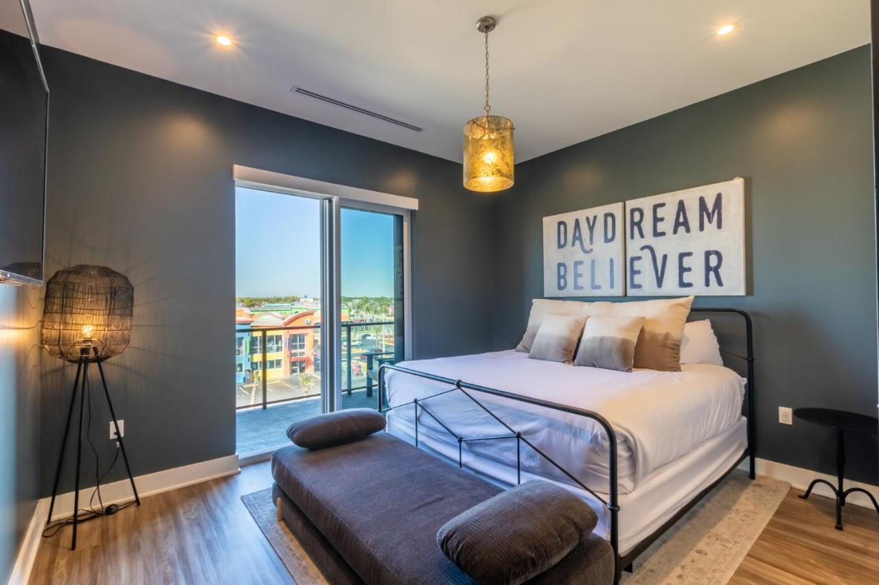 Elegant 4 Bedroom Luxury With Rooftop Pool Next To The Hangout * Gulf Shores