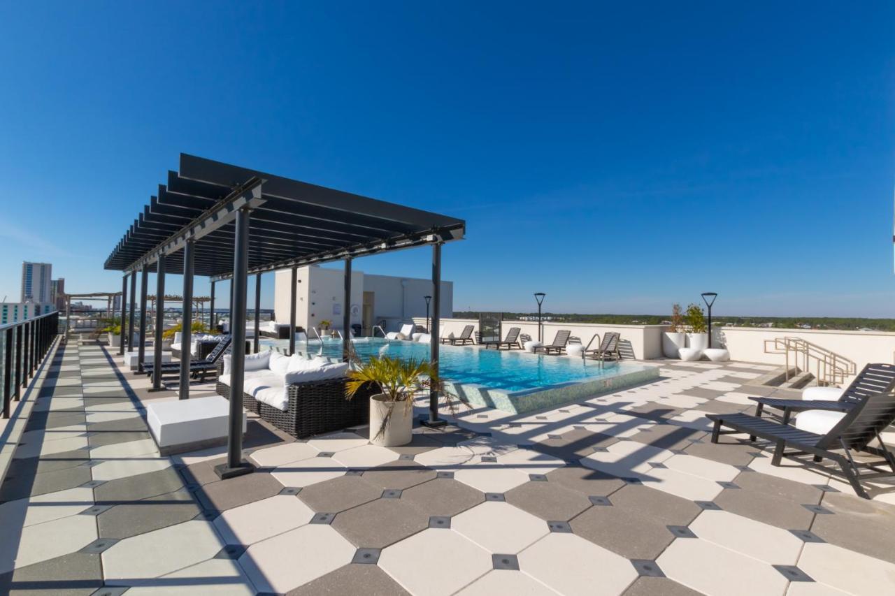 Elegant 6 Bedroom With And Views, 2 Large Balconies, Next To The Hangout! *