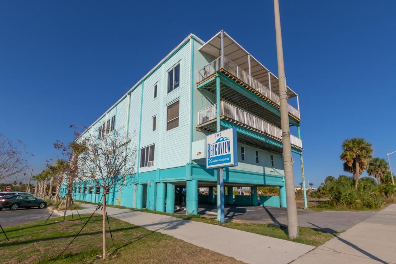 Budget Friendly In The Heart Of Gulf Shores! Holiday home Gulf Shores