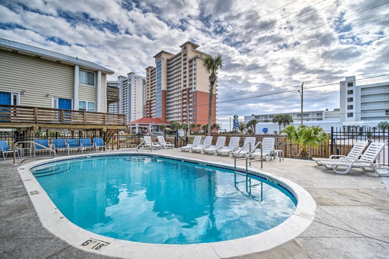 With Pool And Grill Walk To Beach! Gulf Shores