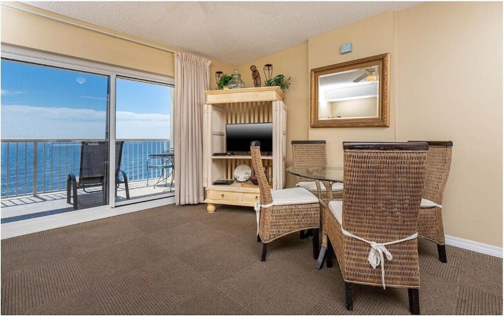 Royal Palms Unit 906 * Gulf Shores