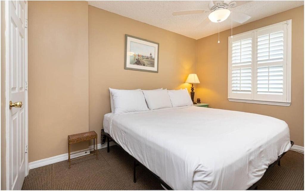 Royal Palms Unit 906 * Gulf Shores