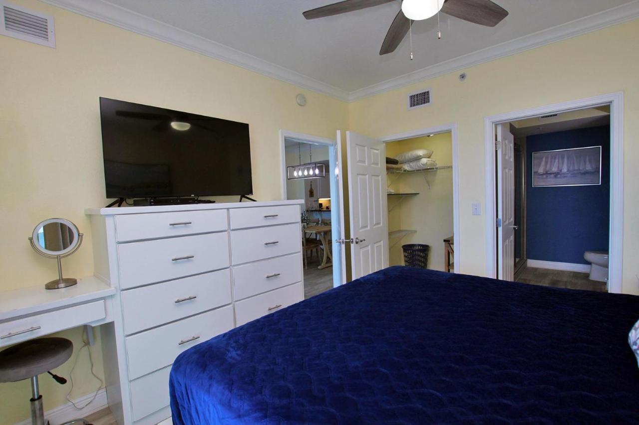 Crystal Tower 1805 Holiday home *