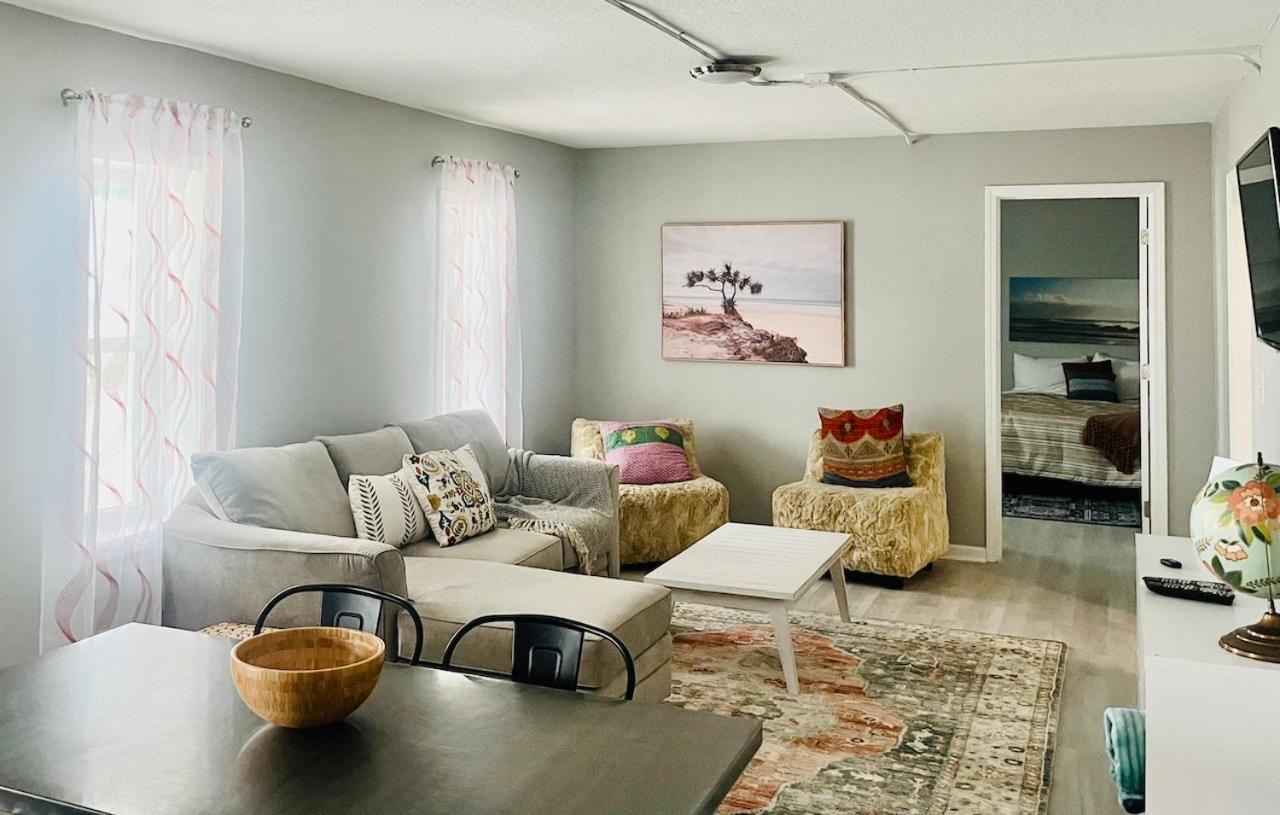 Budget Friendly In The Heart Of Gulf Shores! *