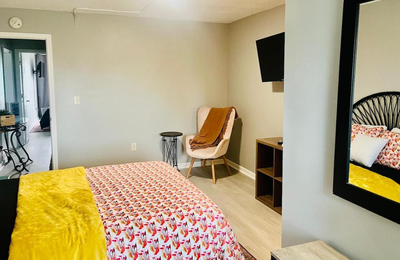 Holiday home Budget Friendly In The Heart Of Gulf Shores! Gulf Shores