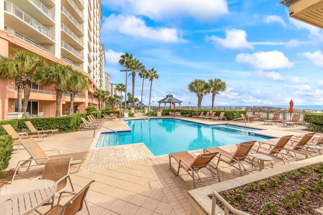 Club 708d Apartment *