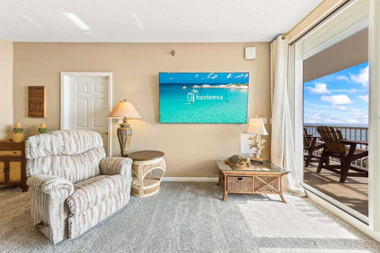 Club 708d Apartment