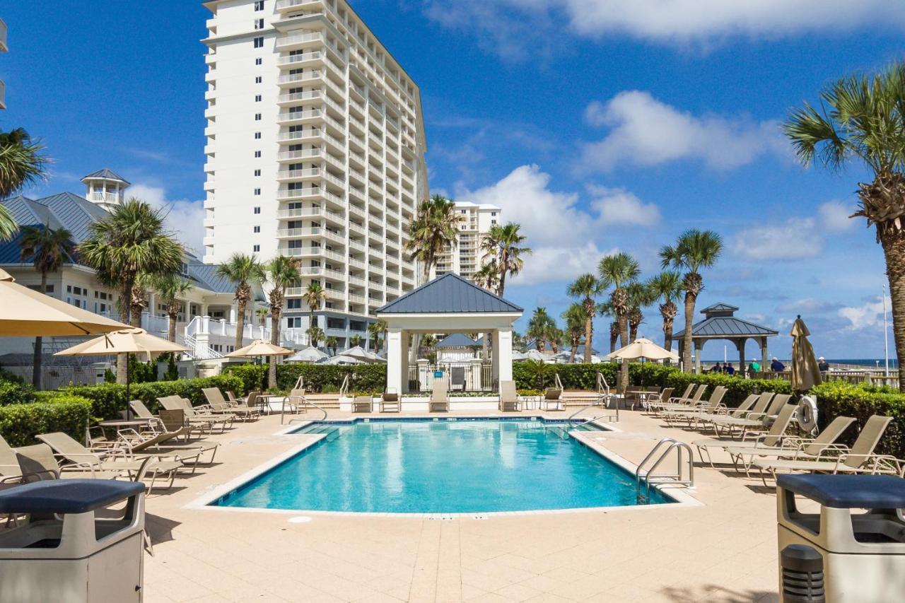 Club 708d Apartment