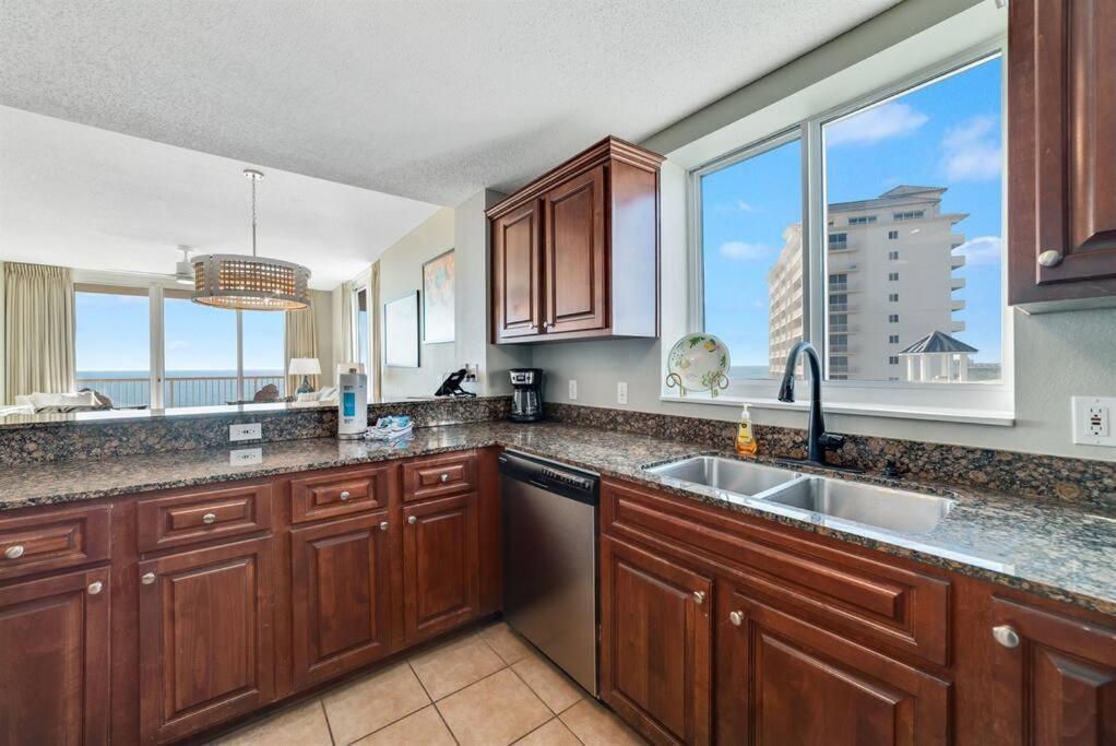 Bristol 710-endless Views W/ Wrap Around Balcony * Gulf Shores
