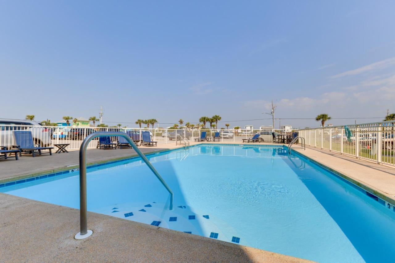 Oceanfront Haven With Pool And Beach Access Gulf Shores