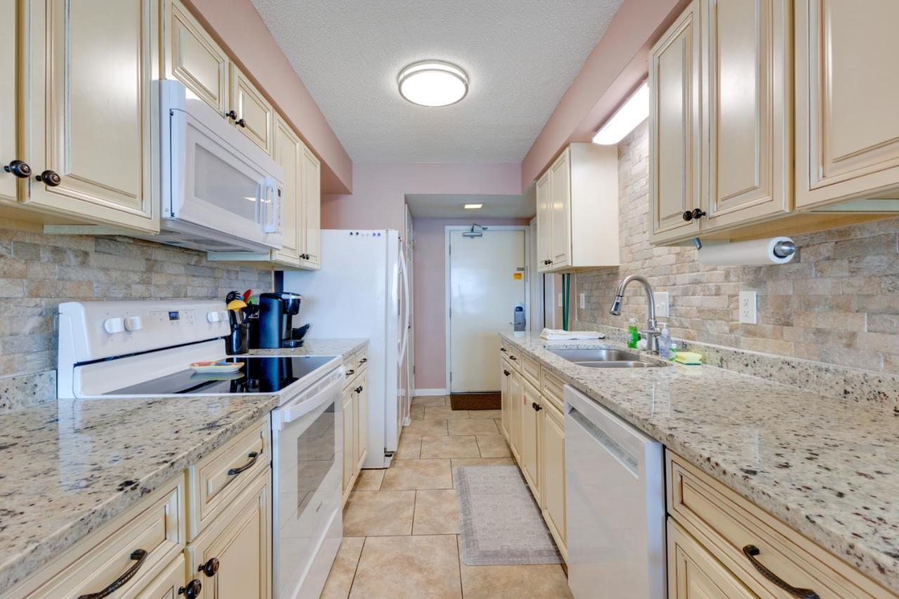 Oceanfront Haven With Pool And Beach Access Apartment Gulf Shores