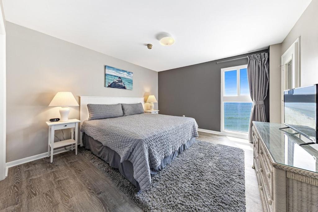 Edgewater West Unit 85 Holiday home *