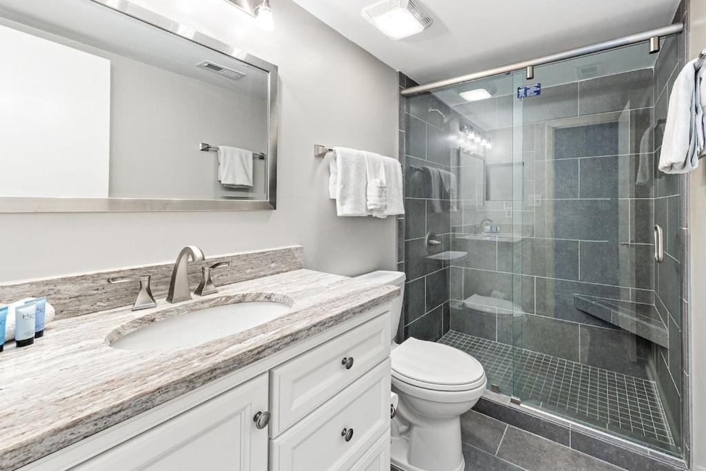 Edgewater West Unit 85 *
