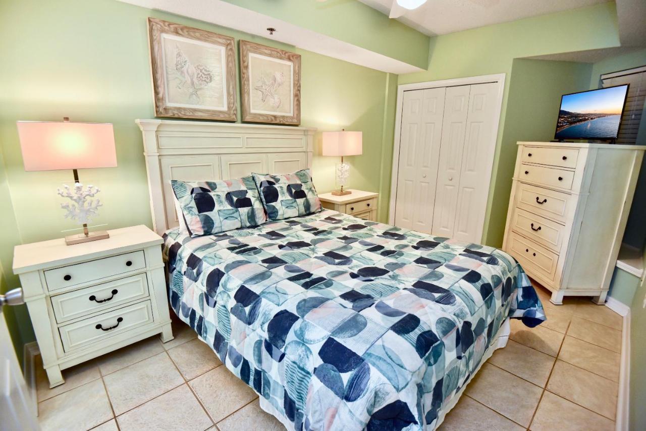 Caribbean 402 *