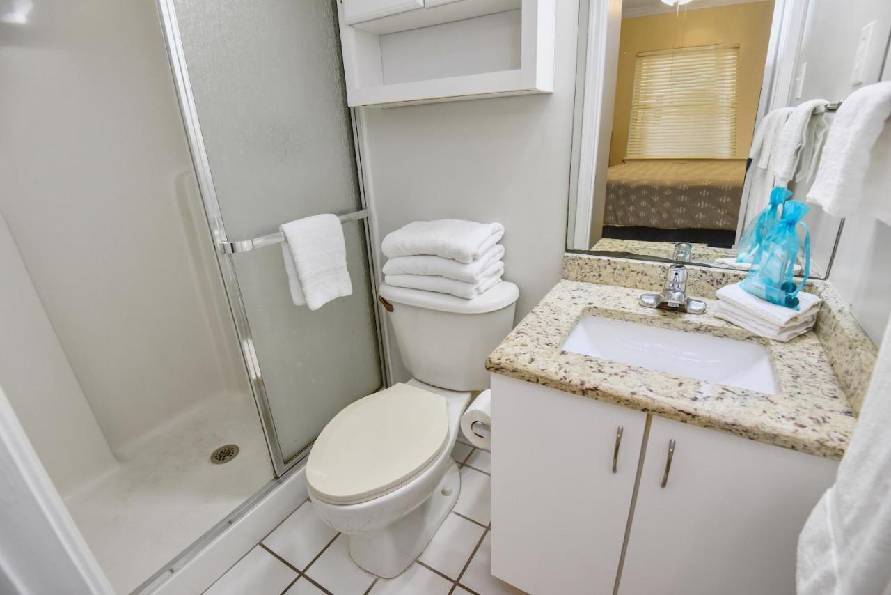 Royal Palms Penthouse 1407 Gulf Shores