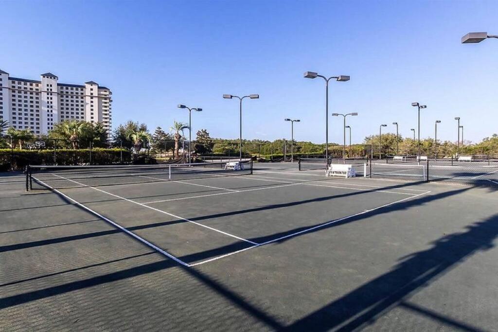 Club B1701-new Rental- Gorgeous Corner Unit Apartment