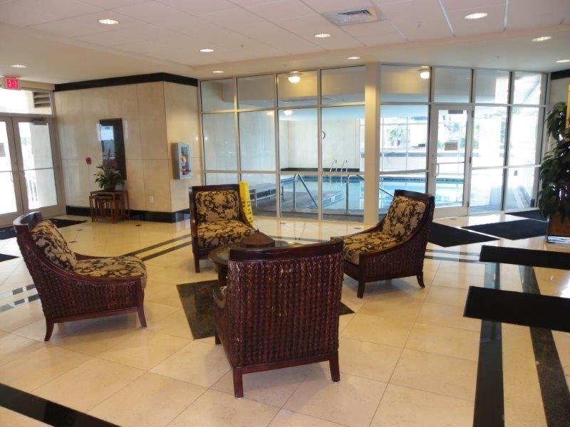 Holiday home Crystal Tower 407 By Albvr - Beachfront Pool, Great Amenities And Private Walk-over To *