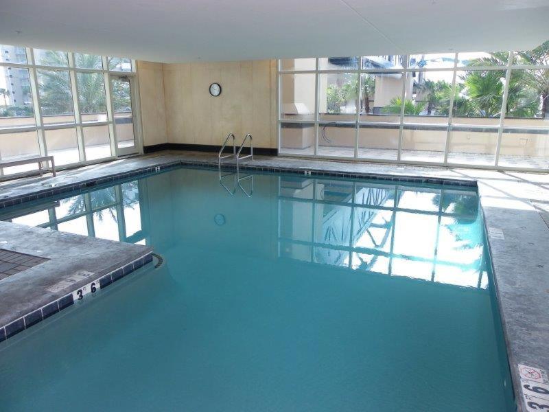 Holiday home Crystal Tower 407 By Albvr - Beachfront Pool, Great Amenities And Private Walk-over To *