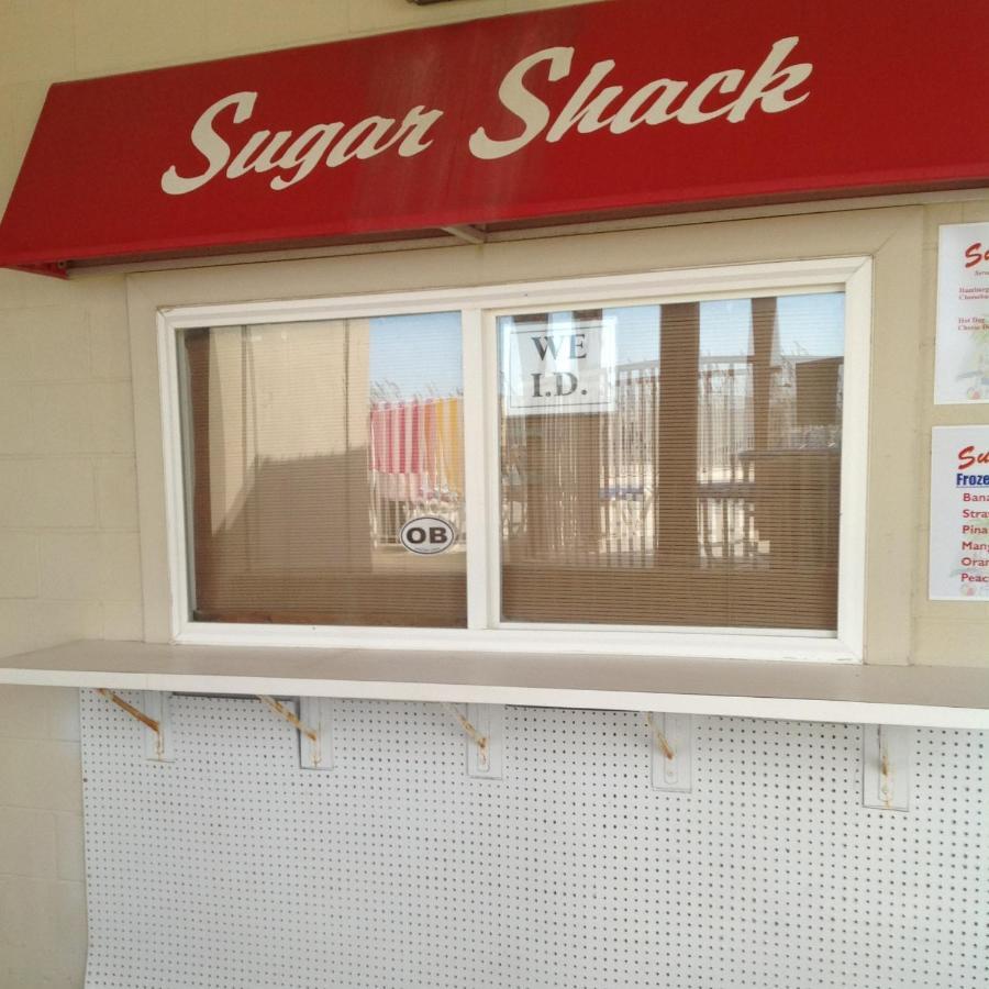 Sugar 122 By Albvr - With New Sofa, Ac And 32 Inch Smart Tv Holiday home