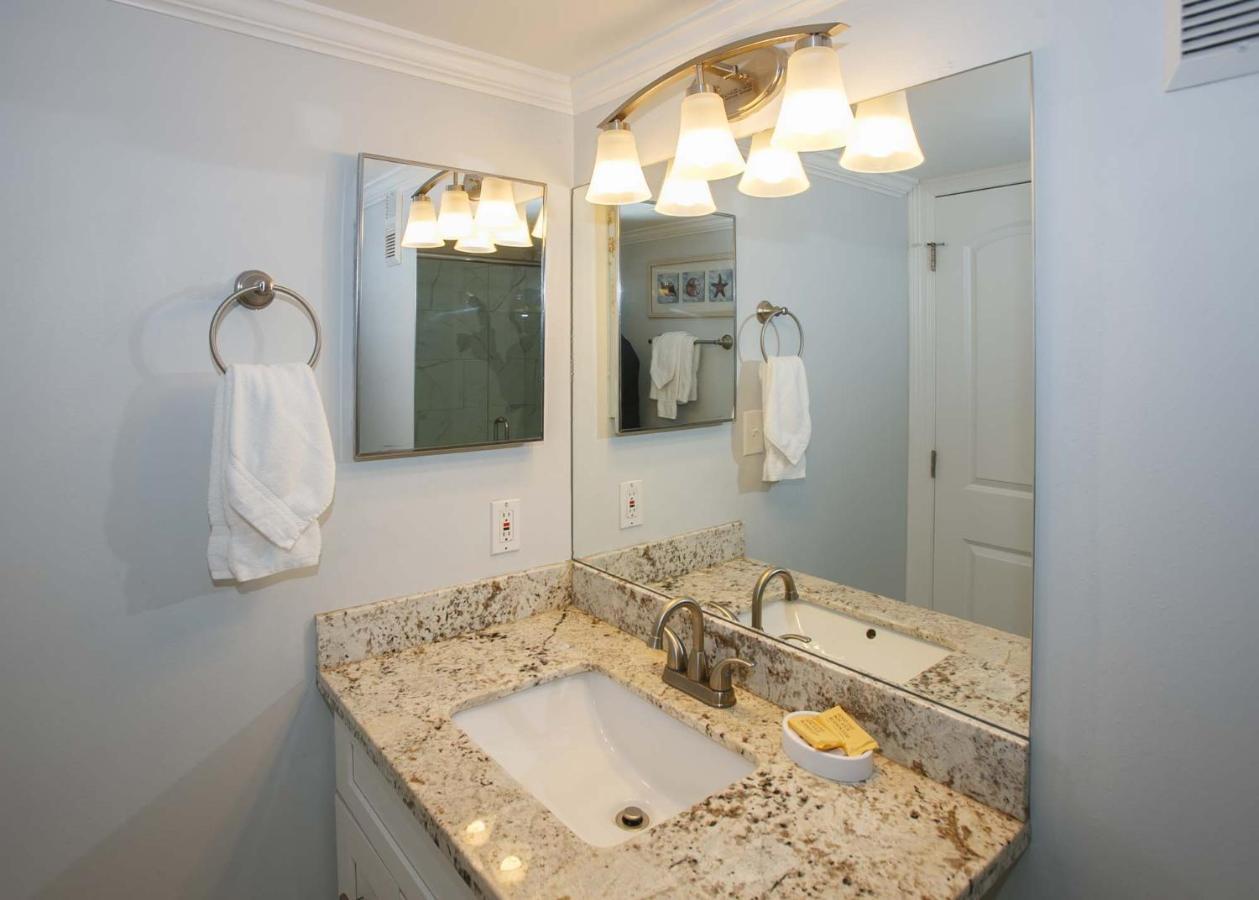Island Winds East: Renovated Beachfront Near Hangout Holiday home Gulf Shores