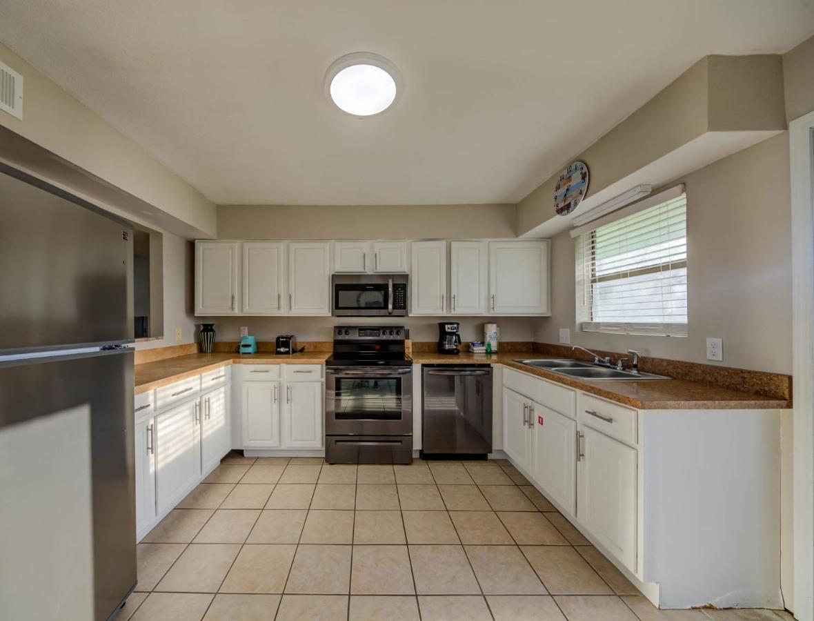 Holiday home In With Pool-windjammer-b4 *