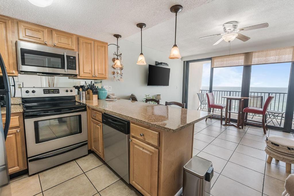 Island Winds West 875 By Albvr - Upgraded Beachfront - Fantastic Location Gulf Shores