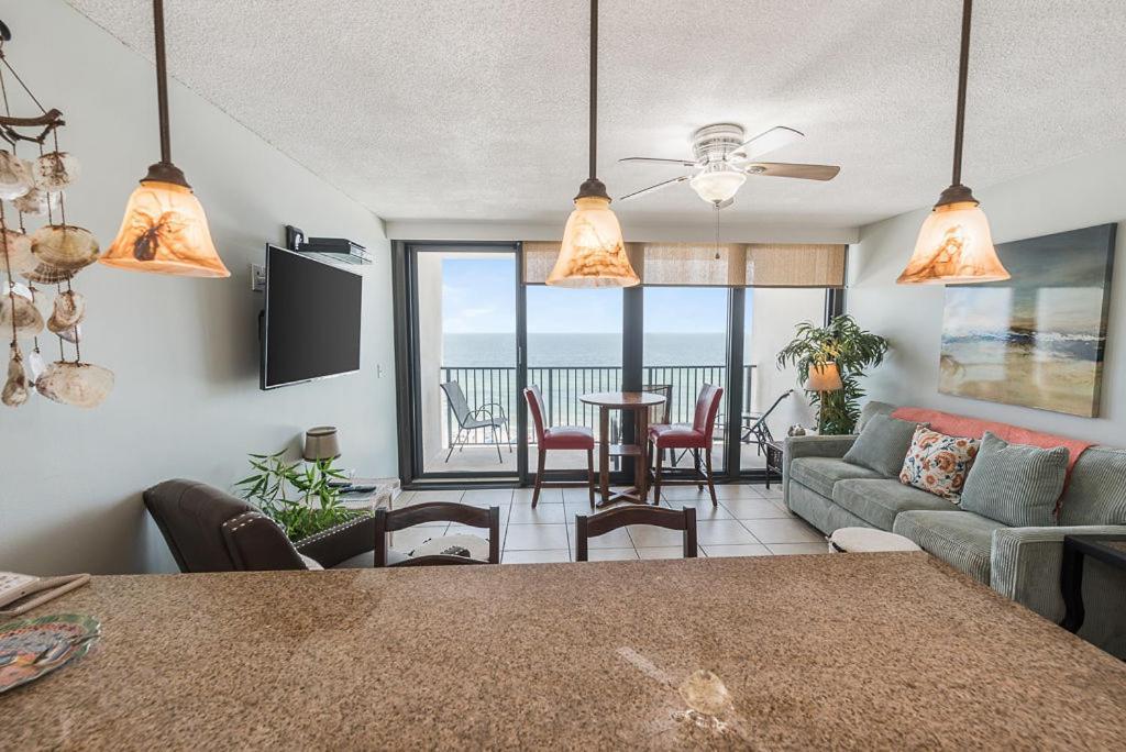 Holiday home Island Winds West 875 By Albvr - Upgraded Beachfront - Fantastic Location *