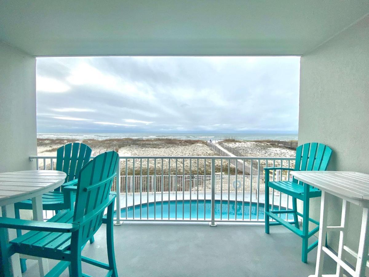 Holiday home Tropic Isles 102: Beachfront Views Near Events Gulf Shores