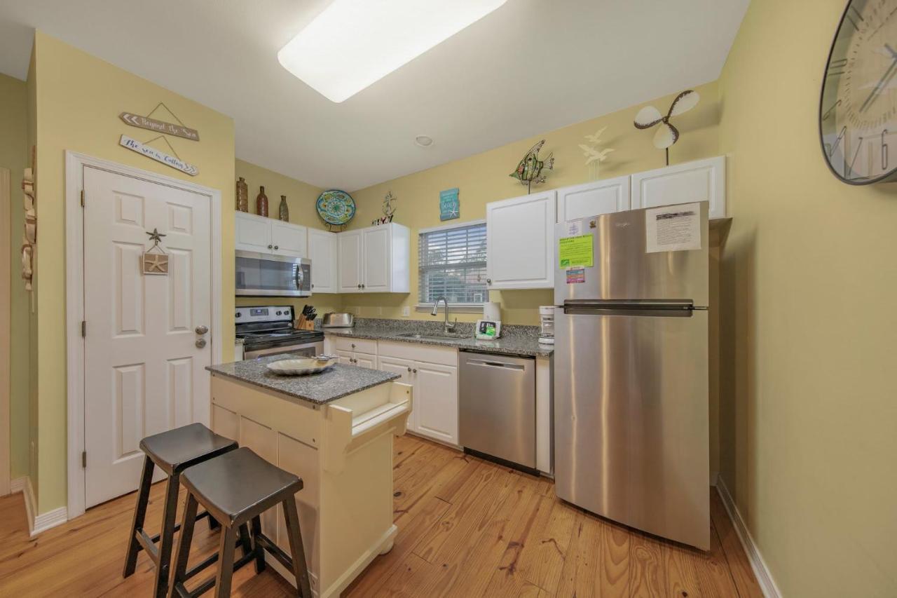 Peaceful In Fort Morgan Pool And Hot Tub Holiday home