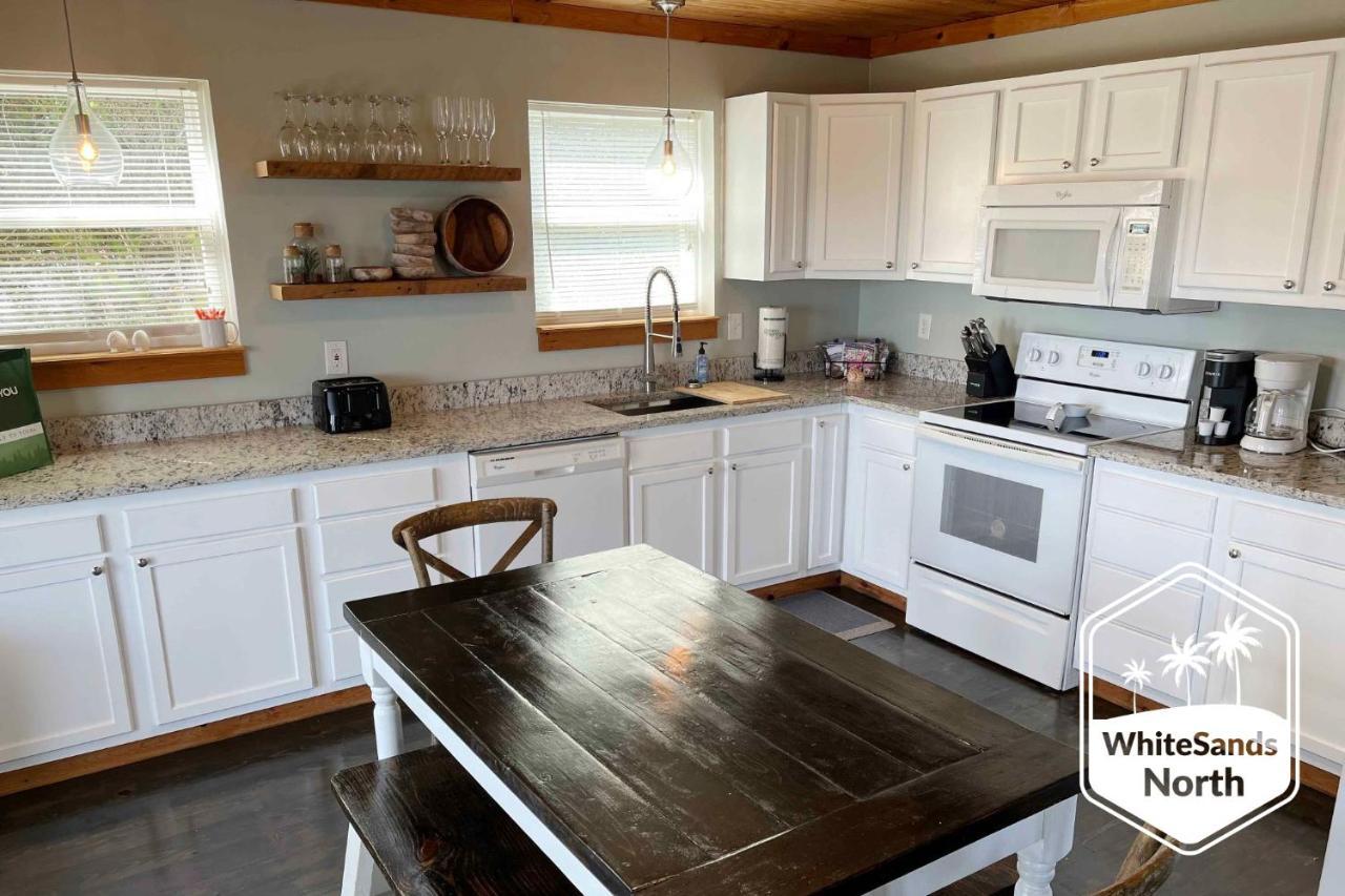 Holiday home Whitesands - Unwind At Duplex Only Walking Distance From