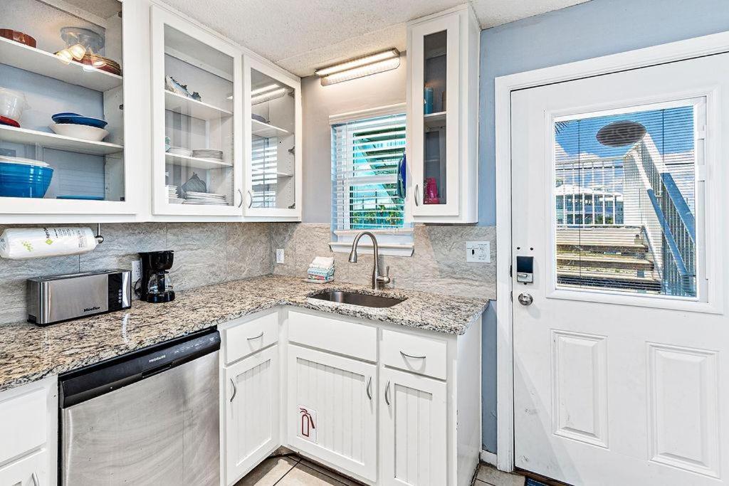 Harbor House Unit 25b Holiday home Gulf Shores