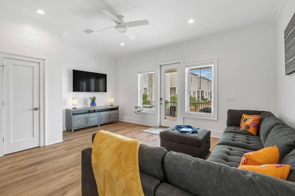 Amazing New House - Steps Away From Beach! Gulf Shores
