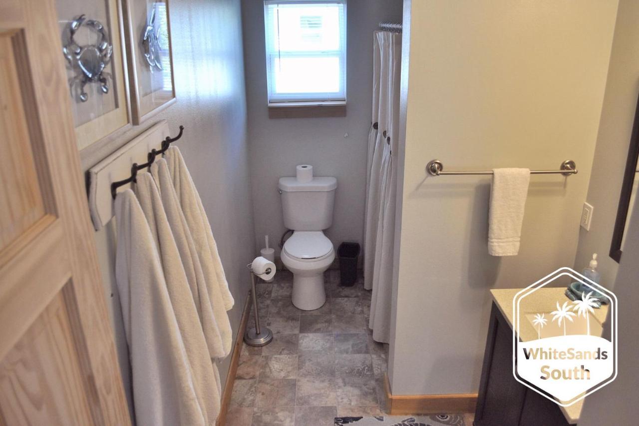 Holiday home Whitesands - Unwind At Duplex Only Walking Distance From