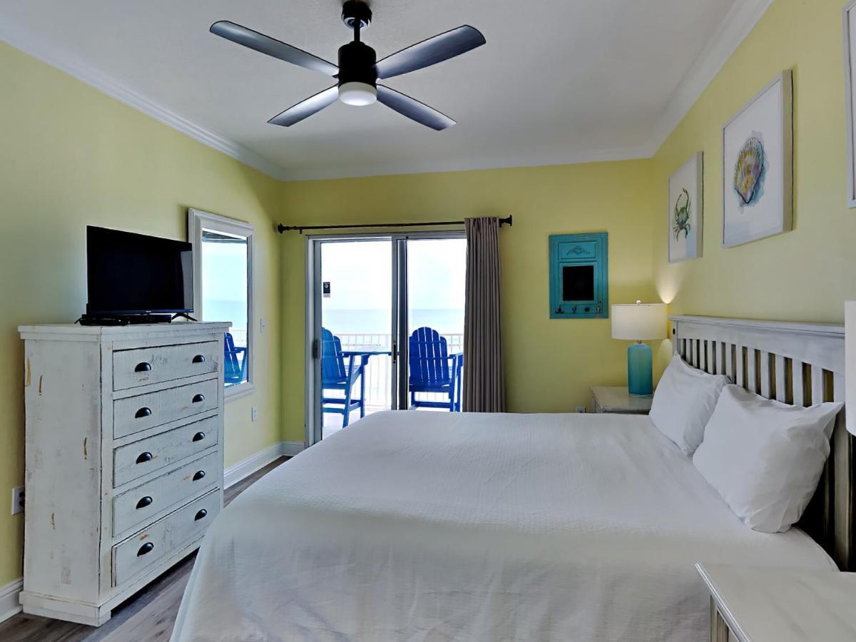 Crystal Shores 401 *