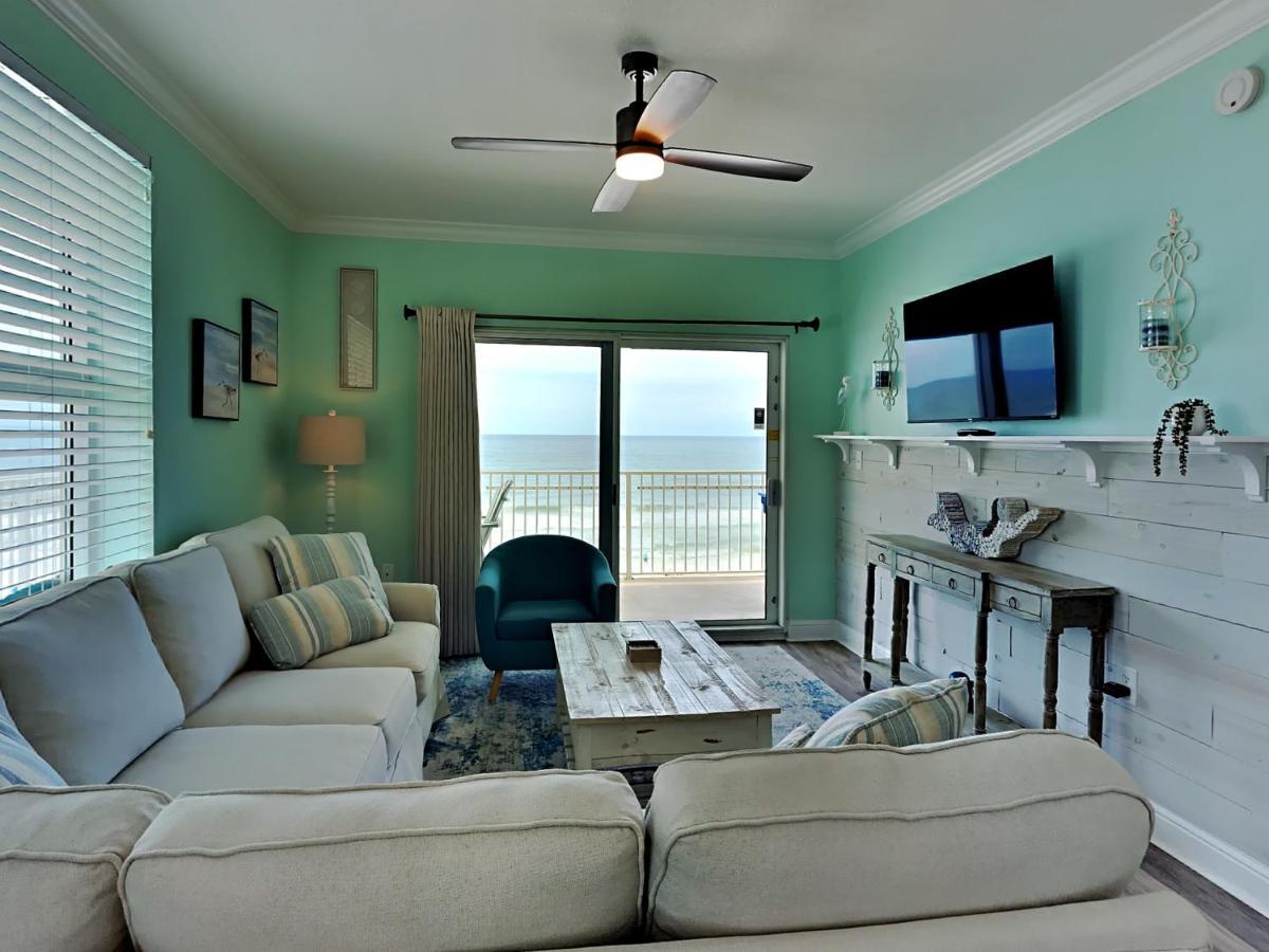 Crystal Shores 401