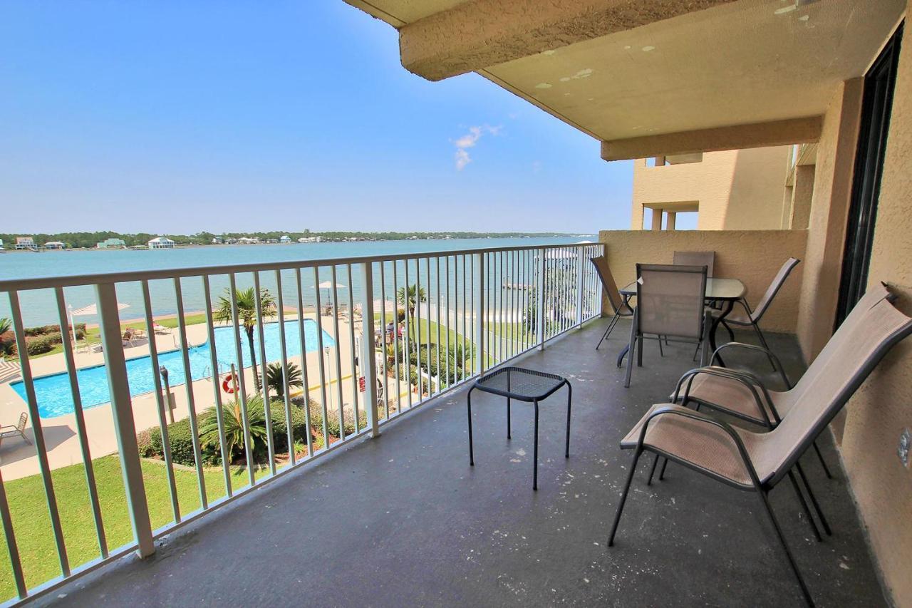 Compass Point 205
