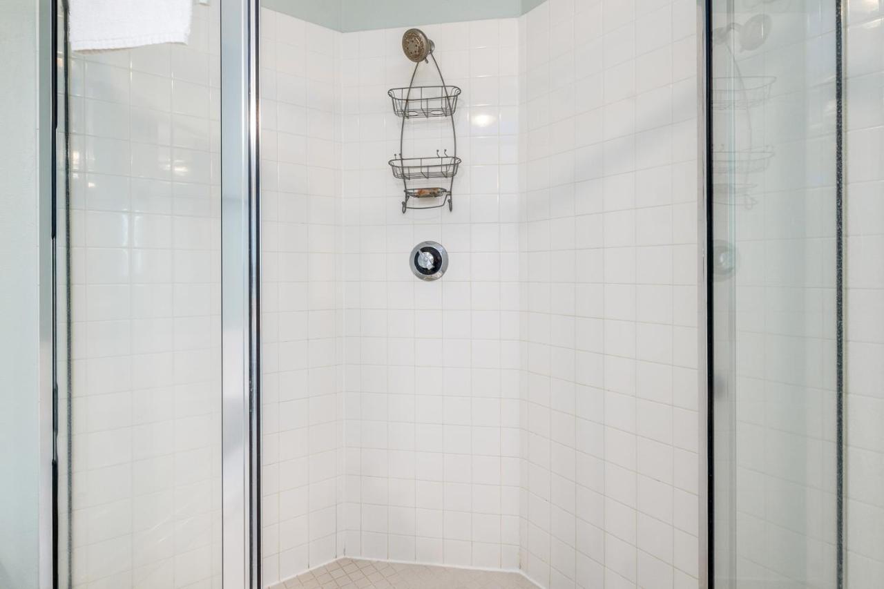Lighthouse Penthouse 2