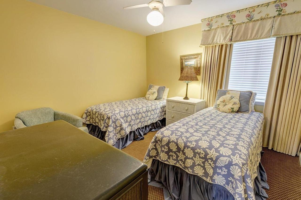 Edgewater West 53 By Albvr - Beachfront Is Perfect For Your Next Family Getaway Holiday home *
